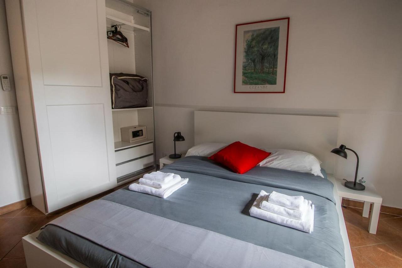 Apartament Casa Q163A Tuscolana Next To Metro Rzym Zewnętrze zdjęcie